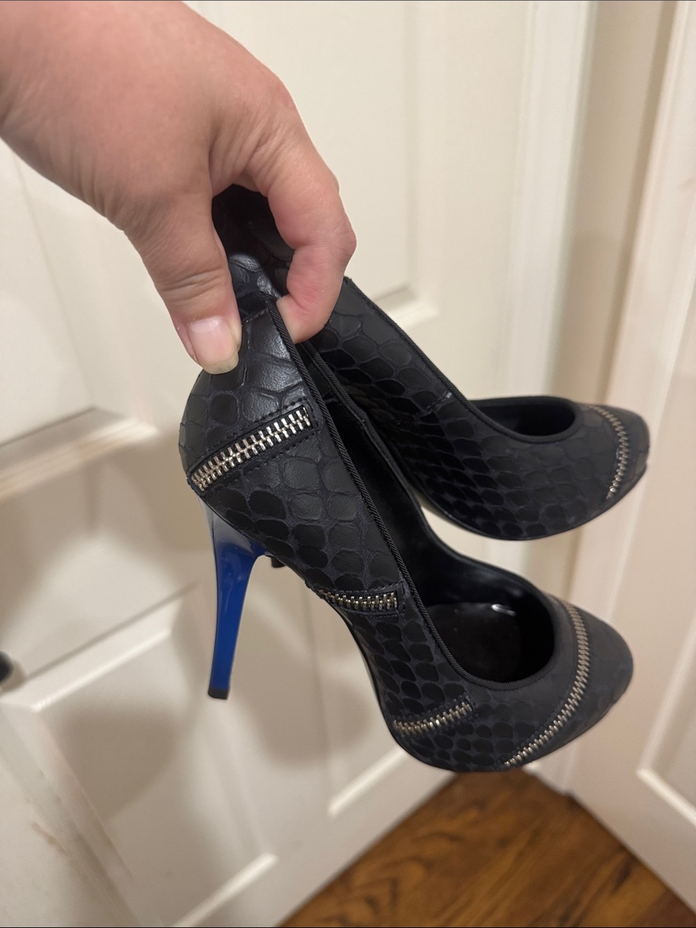 Giuseppe Zanotti/Black Pumps with Blue Stiletto Heels/faux zipper details/NWOT!!